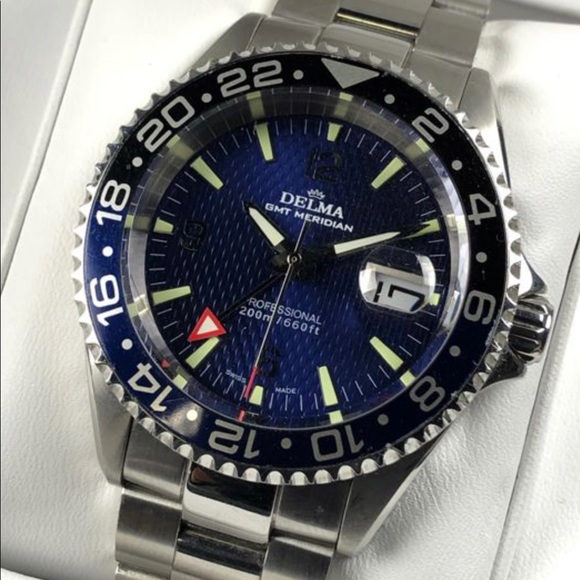 Delma Batman Meridian GMT  Santiago Watch Swiss - Picture 2 of 9